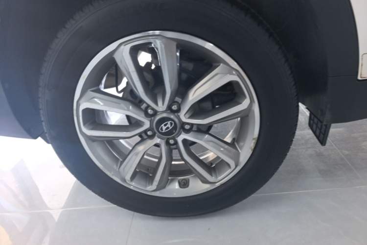 Used Hyundai ix35 2019 2.0L Automatic 2WD Zhiyong·Changxiang Edition China V Standard Exterior 5