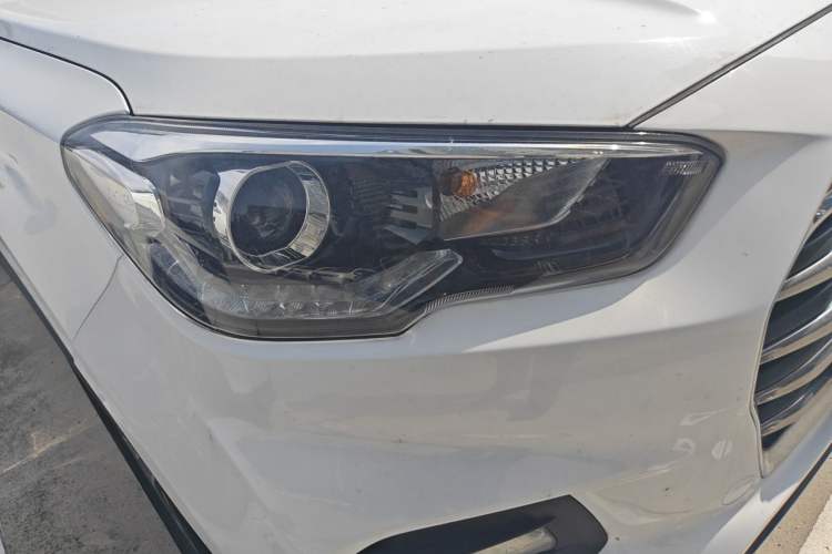 Used Hyundai ix35 2019 2.0L Automatic 2WD Zhiyong·Changxiang Edition China V Standard Exterior 6