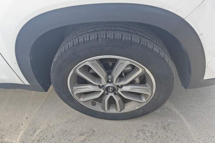 Used Hyundai ix35 2019 2.0L Automatic 2WD Zhiyong·Changxiang Edition China V Standard Exterior 7