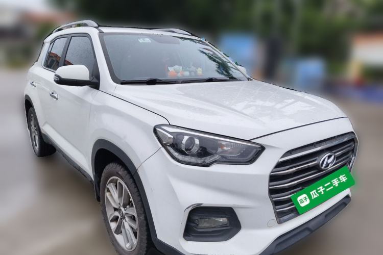 Used Hyundai ix35 2019 2.0L Automatic 2WD Zhiyong·Changxiang Edition China VI Standard Front Right 45 Deg