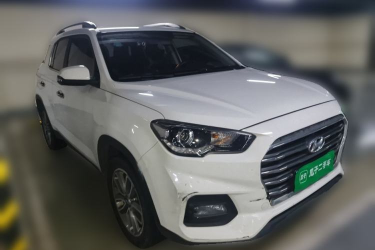 Used Hyundai ix35 2019 2.0L Automatic 2WD Zhiyong·Changxiang Edition China VI Standard Front Right 45 Deg