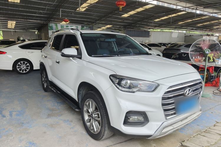 Used Hyundai ix35 2019 2.0L Automatic 2WD Zhiyong·Changxiang Edition China V Standard Front Right 45 Deg