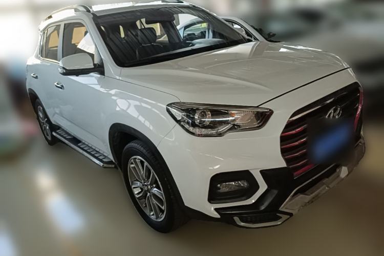 Used Hyundai ix35 2019 2.0L Automatic 2WD Zhiyong·Changxiang Edition China V Standard Front Right 45 Deg