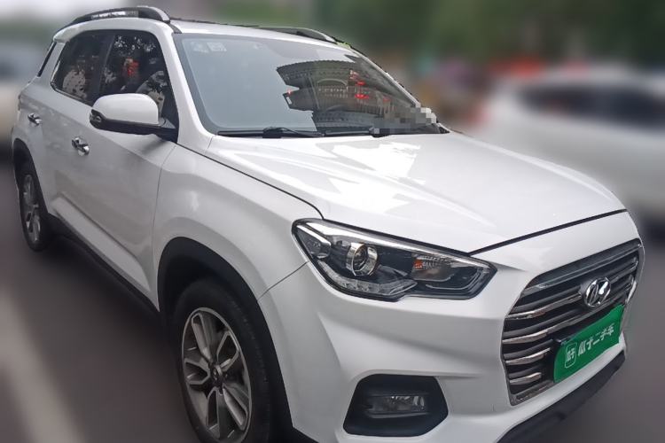 Used Hyundai ix35 2019 2.0L Automatic 2WD Zhiyong·Changxiang Edition China V Standard Front Right 45 Deg