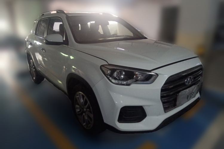 Used Hyundai ix35 2019 2.0L Automatic 2WD Zhiyong·Changxiang Edition China V Standard Front Right 45 Deg