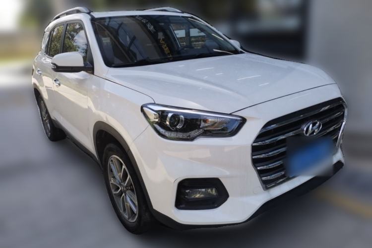 Used Hyundai ix35 2019 2.0L Automatic 2WD Zhiyong·Changxiang Edition China VI Standard Front Right 45 Deg