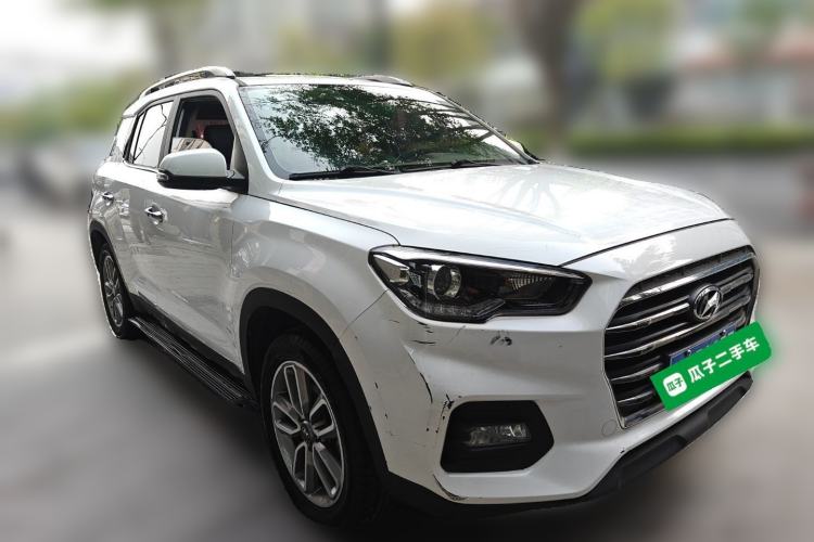 Used Hyundai ix35 2019 2.0L Automatic 2WD Zhiyong·Changxiang Edition China VI Standard Front Right 45 Deg