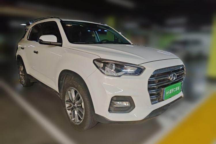 Used Hyundai ix35 2019 2.0L Automatic 2WD Zhiyong·Changxiang Edition China VI Standard Front Right 45 Deg