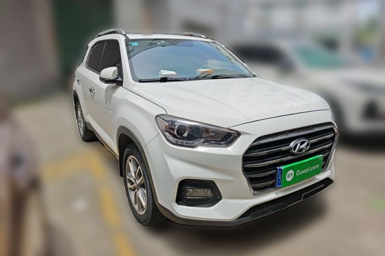 Used Hyundai ix35 2019 2.0L Automatic 2WD Zhiyong·Changxiang Edition China VI Standard Front Right 45 Deg