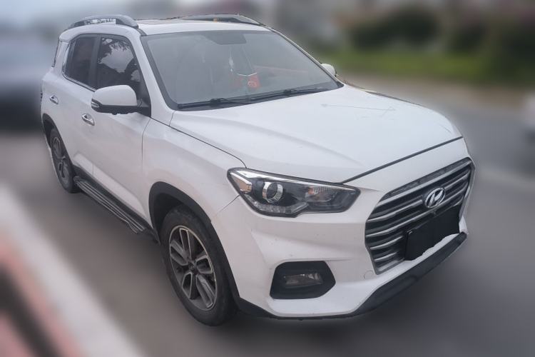Used Hyundai ix35 2019 2.0L Automatic 2WD Zhiyong·Changxiang Edition China VI Standard Front Right 45 Deg