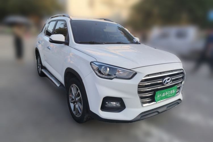 Used Hyundai ix35 2019 2.0L Automatic 2WD Zhiyong·Changxiang Edition China VI Standard Front Right 45 Deg
