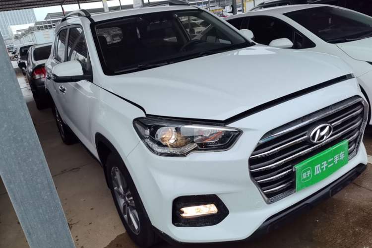 Used Hyundai ix35 2019 2.0L Automatic 2WD Zhiyong·Changxiang Edition China V Standard Front Right 45 Deg