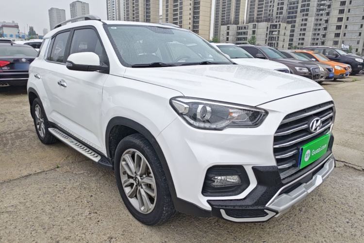 Used Hyundai ix35 2019 2.0L Automatic 2WD Zhiyong·Changxiang Edition China V Standard Front Right 45 Deg