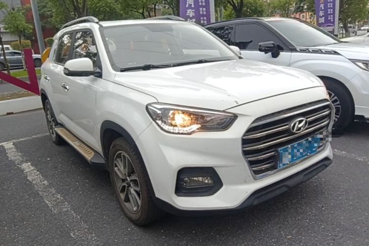 Used Hyundai ix35 2019 2.0L Automatic 2WD Zhiyong·Changxiang Edition China VI Standard Front Right 45 Deg