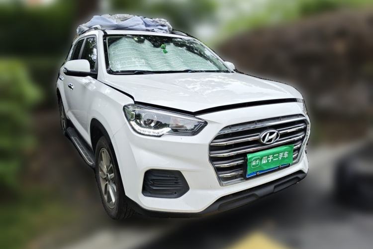 Used Hyundai ix35 2019 2.0L Automatic 2WD Zhiyong·Changxiang Edition China VI Standard Front Right 45 Deg