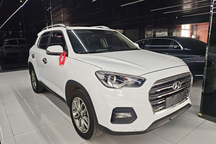 Used Hyundai ix35 2019 2.0L Automatic 2WD Zhiyong·Changxiang Edition China VI Standard Front Right 45 Deg