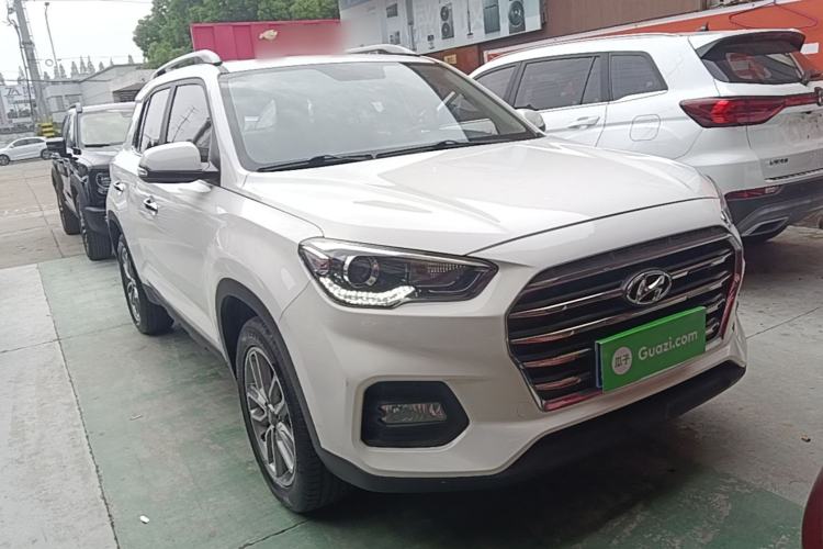 Used Hyundai ix35 2019 2.0L Automatic 2WD Zhiyong·Changxiang Edition China VI Standard Front Right 45 Deg