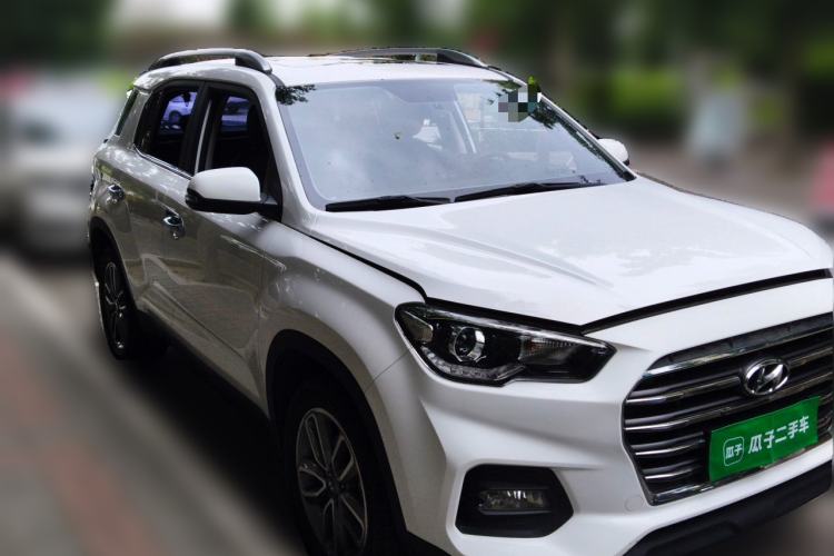 Used Hyundai ix35 2019 2.0L Automatic 2WD Zhiyong·Changxiang Edition China VI Standard Front Right 45 Deg