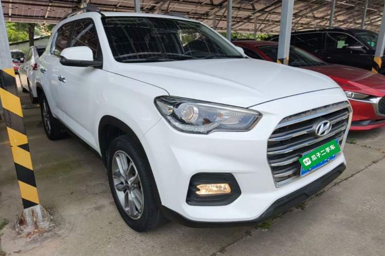 Used Hyundai ix35 2019 2.0L Automatic 2WD Zhiyong·Changxiang Edition China V Standard Front Right 45 Deg