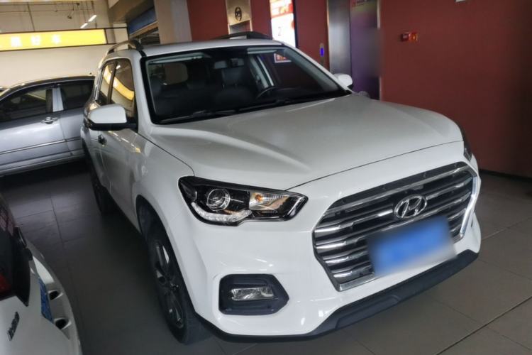 Used Hyundai ix35 2019 2.0L Automatic 2WD Zhiyong·Changxiang Edition China VI Standard Front Right 45 Deg