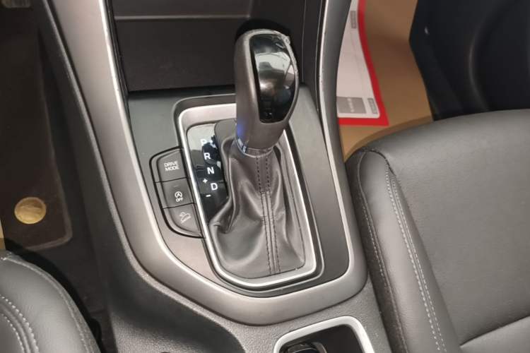 Used Hyundai ix35 2019 2.0L Automatic 2WD Zhiyong·Changxiang Edition China V Standard Gear Lever