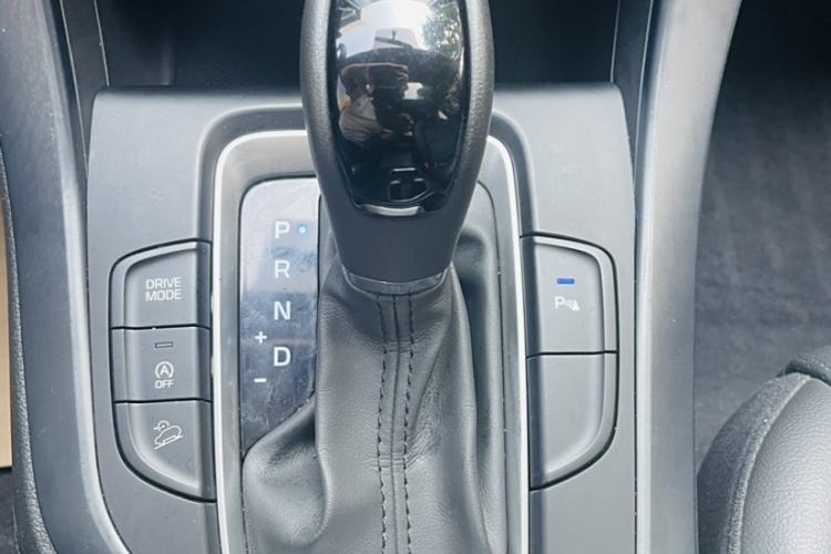 Used Hyundai ix35 2019 2.0L Automatic 2WD Zhiyong·Changxiang Edition China V Standard Gear Lever