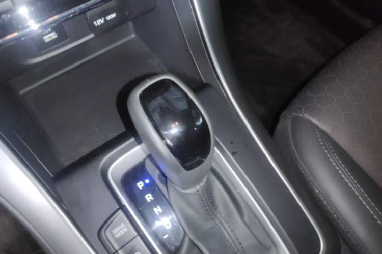 Used Hyundai ix35 2019 2.0L Automatic 2WD Zhiyong·Changxiang Edition China V Standard Gear Lever