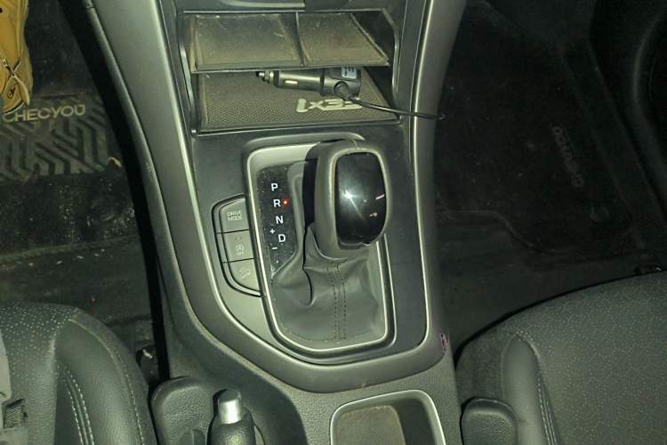 Used Hyundai ix35 2019 2.0L Automatic 2WD Zhiyong·Changxiang Edition China V Standard Gear Lever