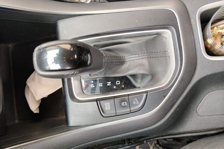 Used Hyundai ix35 2019 2.0L Automatic 2WD Zhiyong·Changxiang Edition China V Standard Gear Lever