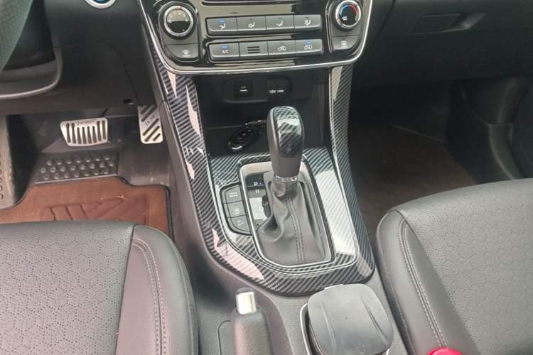 Used Hyundai ix35 2019 2.0L Automatic 2WD Zhiyong·Changxiang Edition China VI Standard Gear Lever