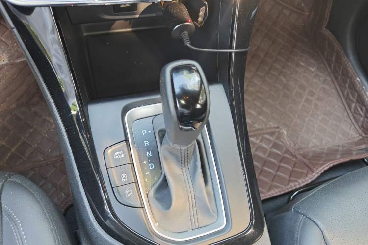 Used Hyundai ix35 2019 1.4T DCT Two-Wheel Drive Smart & Enjoyment Version China V Standard Gear Lever