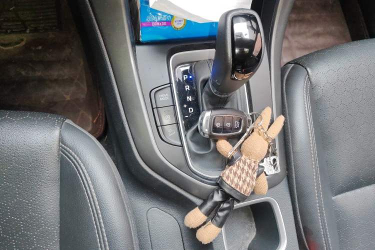 Used Hyundai ix35 2019 2.0L Automatic 2WD Zhiyong·Changxiang Edition China V Standard Gear Lever