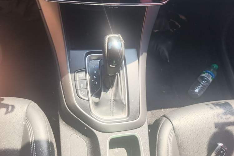 Used Hyundai ix35 2019 2.0L Automatic 2WD Zhiyong·Changxiang Edition China V Standard Gear Lever