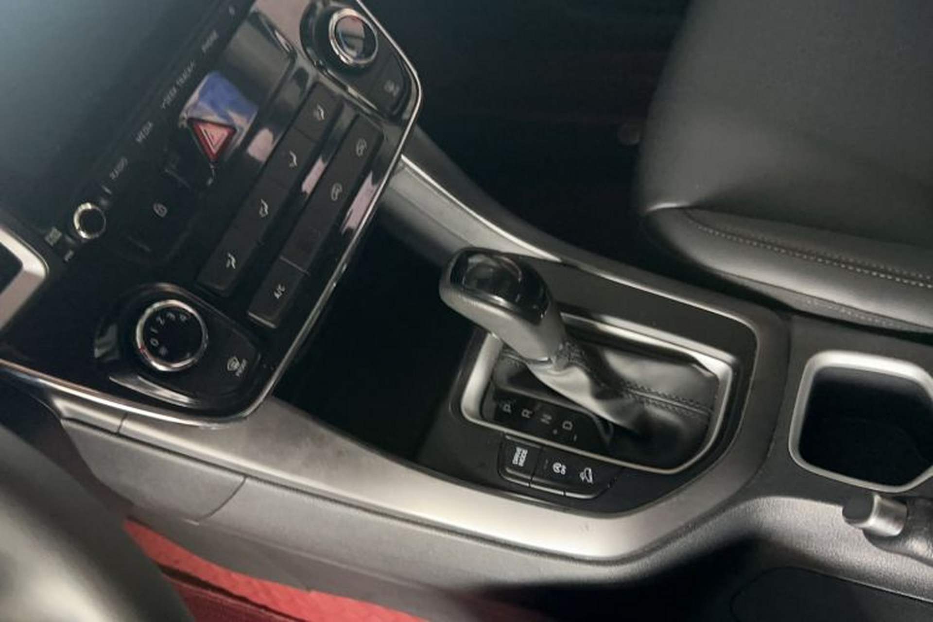 Used Hyundai ix35 2019 2.0L Automatic 2WD Zhiyong·Changxiang Edition China VI Standard Gear Lever