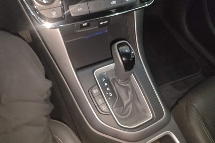 Used Hyundai ix35 2019 2.0L Automatic 2WD Zhiyong·Changxiang Edition China VI Standard Gear Lever