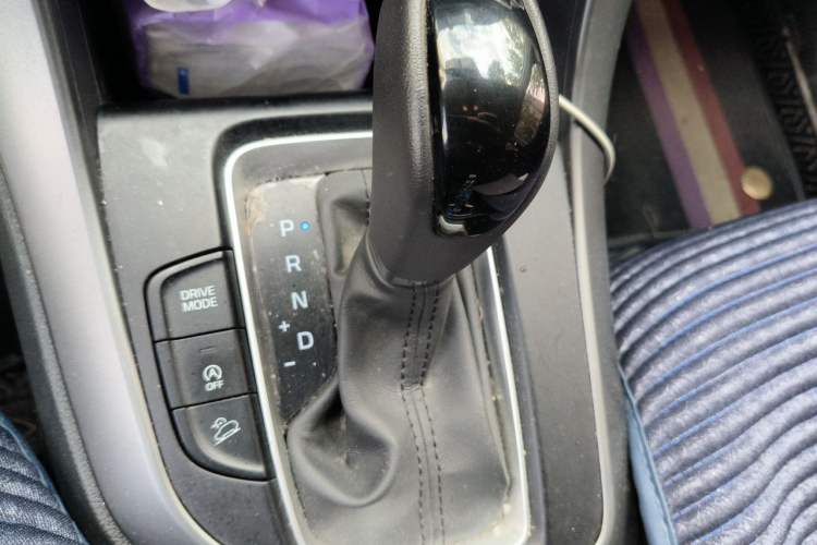 Used Hyundai ix35 2019 2.0L Automatic 2WD Zhiyong·Changxiang Edition China V Standard Gear Lever