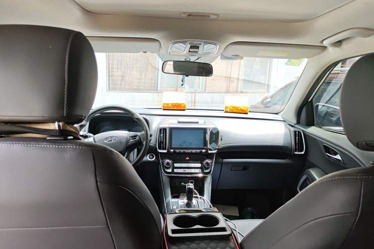 Used Hyundai ix35 2019 2.0L Automatic 2WD Zhiyong·Changxiang Edition China VI Standard Headliner