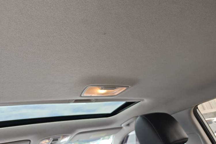 Used Hyundai ix35 2019 2.0L Automatic 2WD Zhiyong·Changxiang Edition China V Standard Headliner