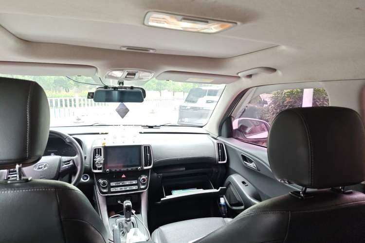Used Hyundai ix35 2019 2.0L Automatic 2WD Zhiyong·Changxiang Edition China VI Standard Headliner