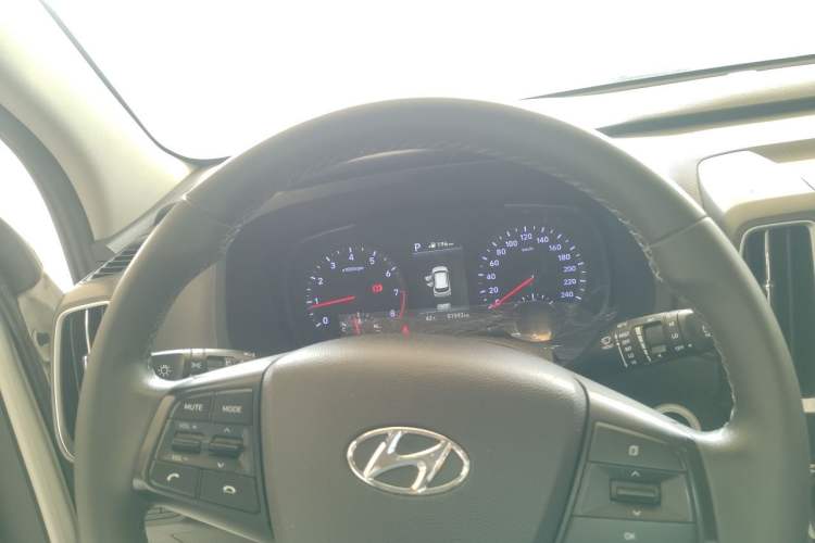 Used Hyundai ix35 2019 2.0L Automatic 2WD Zhiyong·Changxiang Edition China V Standard Instrument Cluster