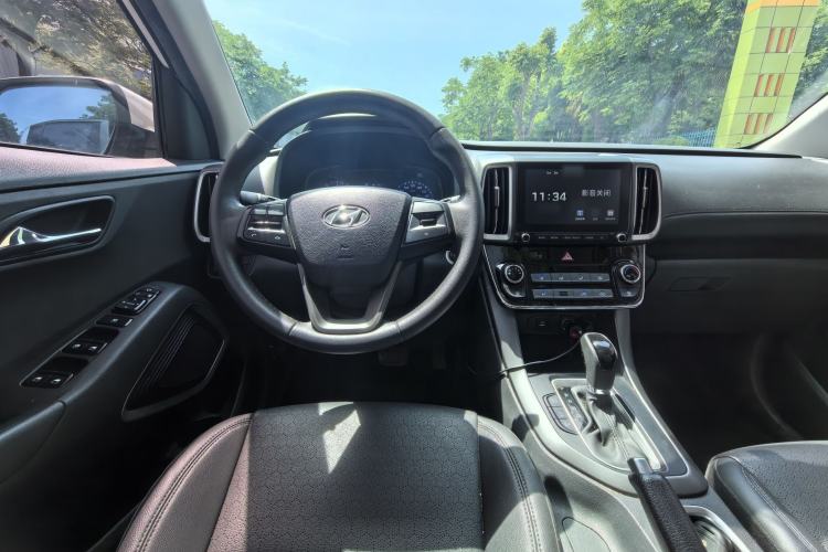 Used Hyundai ix35 2019 2.0L Automatic 2WD Zhiyong·Changxiang Edition China V Standard Interior 2