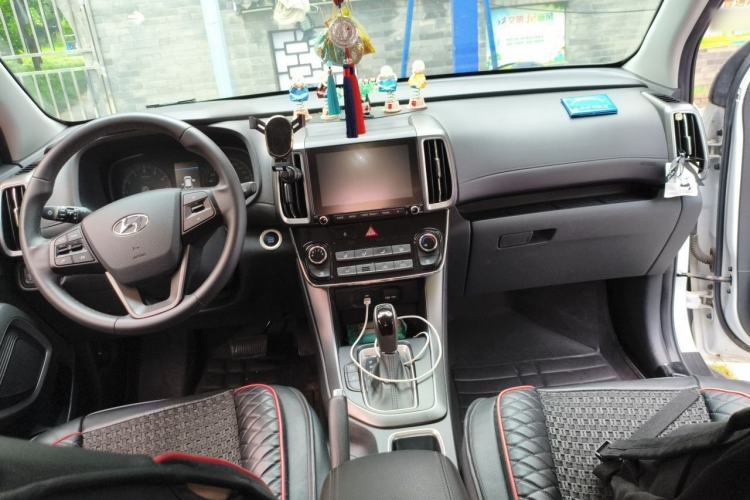 Used Hyundai ix35 2019 2.0L Automatic 2WD Zhiyong·Changxiang Edition China V Standard Interior 2