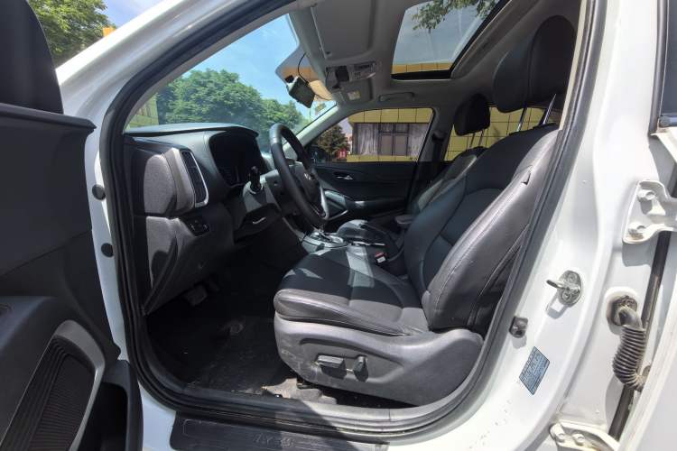 Used Hyundai ix35 2019 2.0L Automatic 2WD Zhiyong·Changxiang Edition China V Standard Interior 3