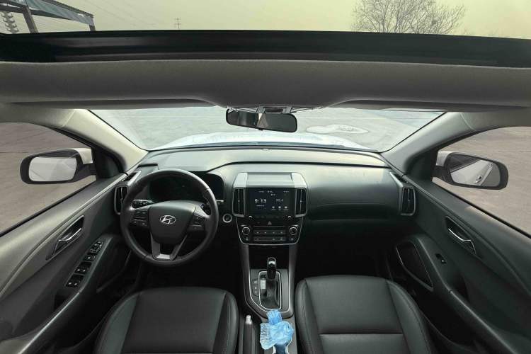 Used Hyundai ix35 2019 2.0L Automatic 2WD Zhiyong·Changxiang Edition China V Standard Interior 3