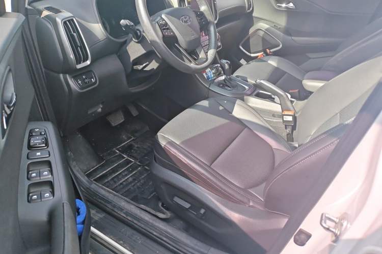 Used Hyundai ix35 2019 2.0L Automatic 2WD Zhiyong·Changxiang Edition China V Standard Interior 3
