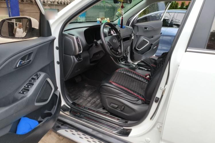 Used Hyundai ix35 2019 2.0L Automatic 2WD Zhiyong·Changxiang Edition China V Standard Interior 3