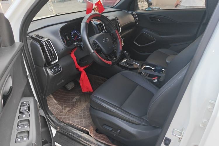 Used Hyundai ix35 2019 1.4T DCT Two-Wheel Drive Smart & Enjoyment Version China V Standard Interior 3