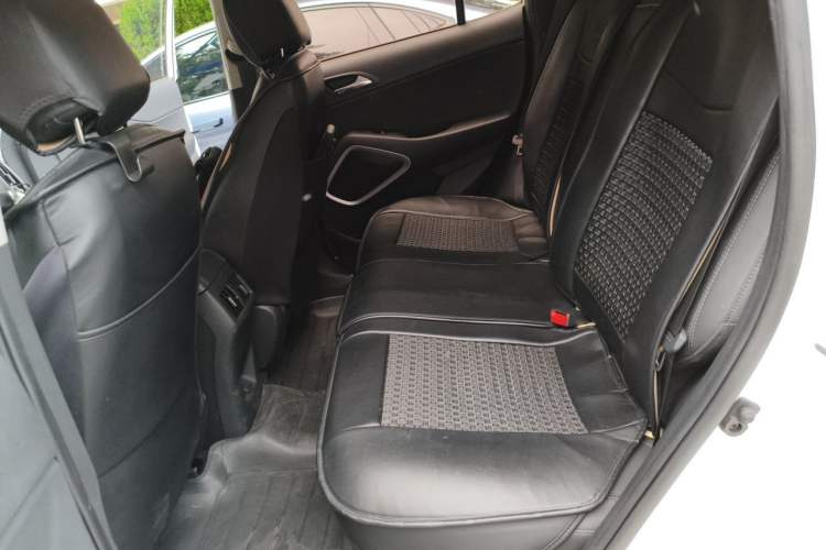 Used Hyundai ix35 2019 2.0L Automatic 2WD Zhiyong·Changxiang Edition China V Standard Interior 4