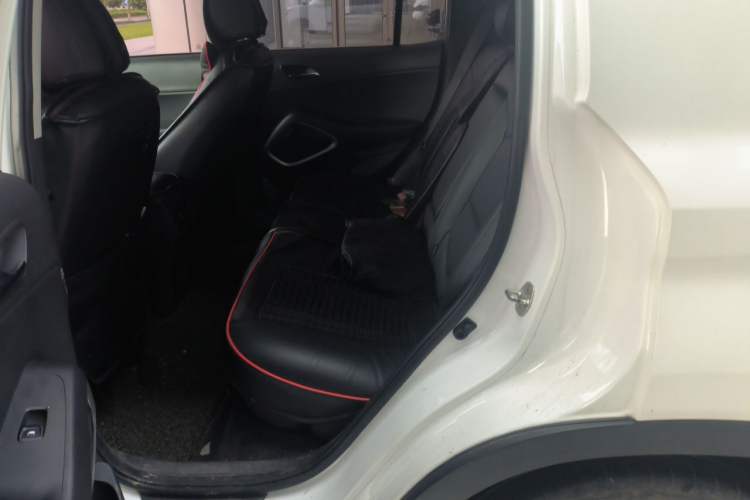 Used Hyundai ix35 2019 2.0L Automatic 2WD Zhiyong·Changxiang Edition China VI Standard Interior 4