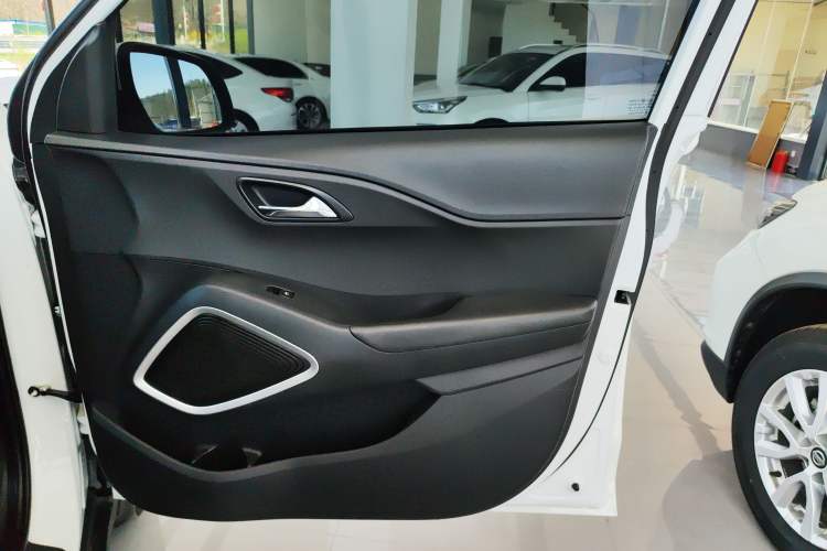 Used Hyundai ix35 2019 2.0L Automatic 2WD Zhiyong·Changxiang Edition China VI Standard Interior 5